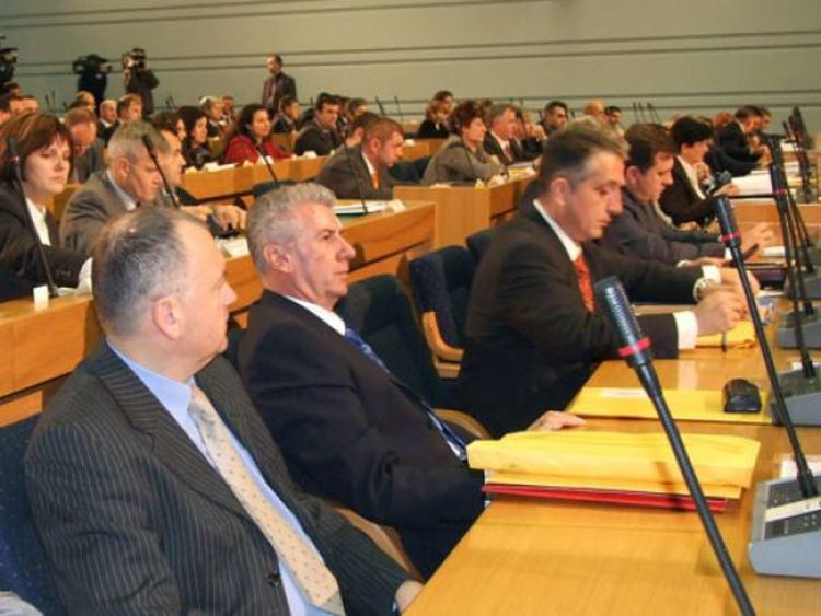 Ne postoje uslovi za uobičajen rad parlamenta BiH