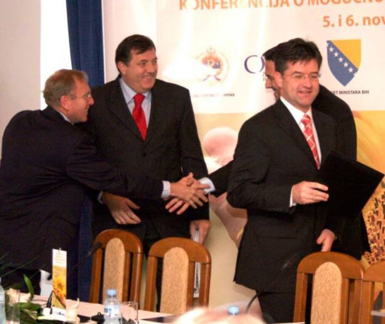 Dodik i Lajčak: Otkloniti svaki vid preglasavanja
