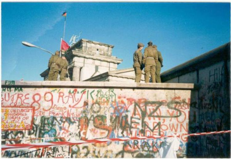 Petina Nijemaca žali za Berlinskim zidom