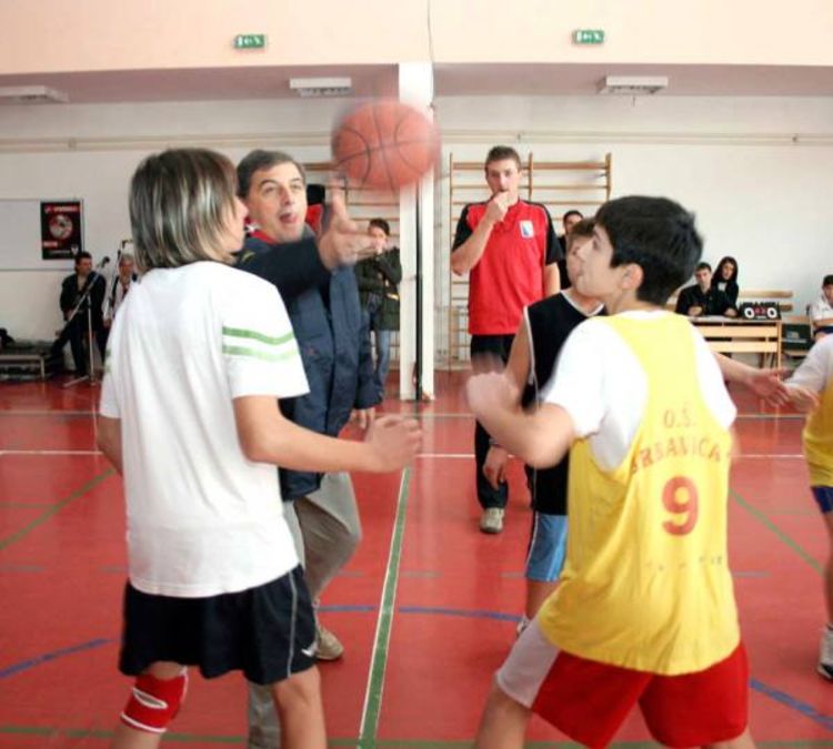 Održan turnir u košarci za osnovce