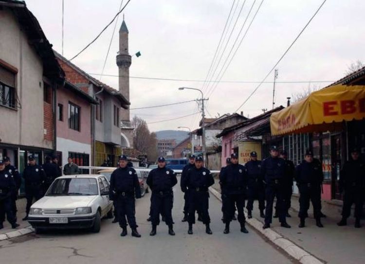 Sukob ispred džamije