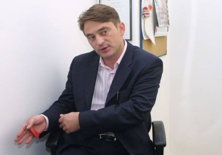 Željko Komšić samovoljno uputio dopis ambasadama