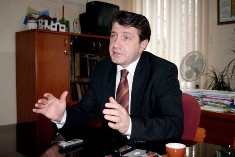 Safet Kešo: Srednje obrazovanje moglo bi postati obavezno