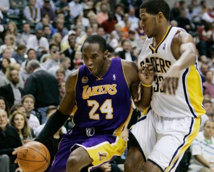 NBA liga: Lejkersi razbili Pejserse