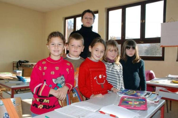Odsječeni od svijeta bez puteva