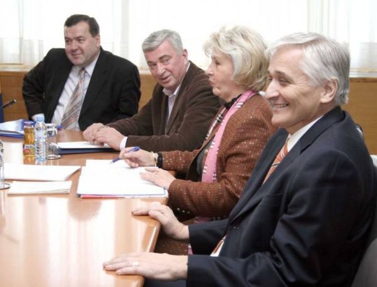 OHR ocjenjuje prijedloge