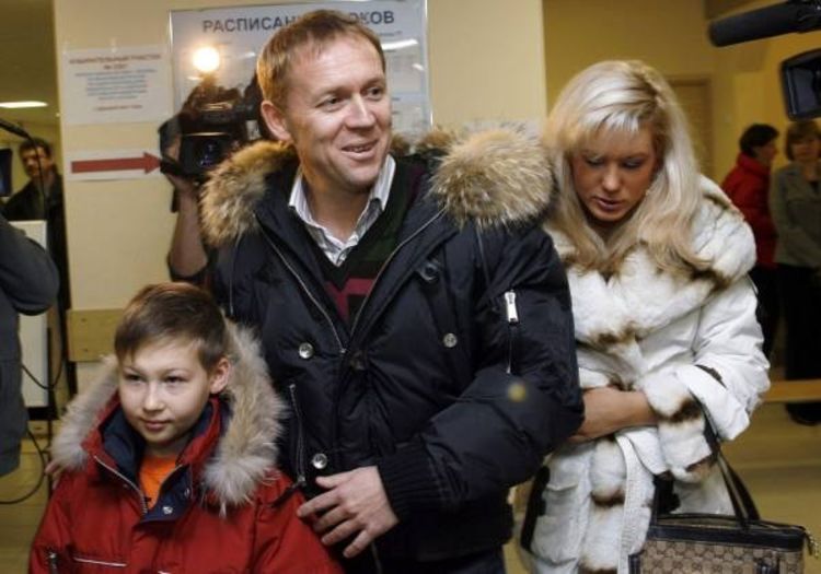 Umjesto na sudu, Lugovoj sjedi u parlamentu