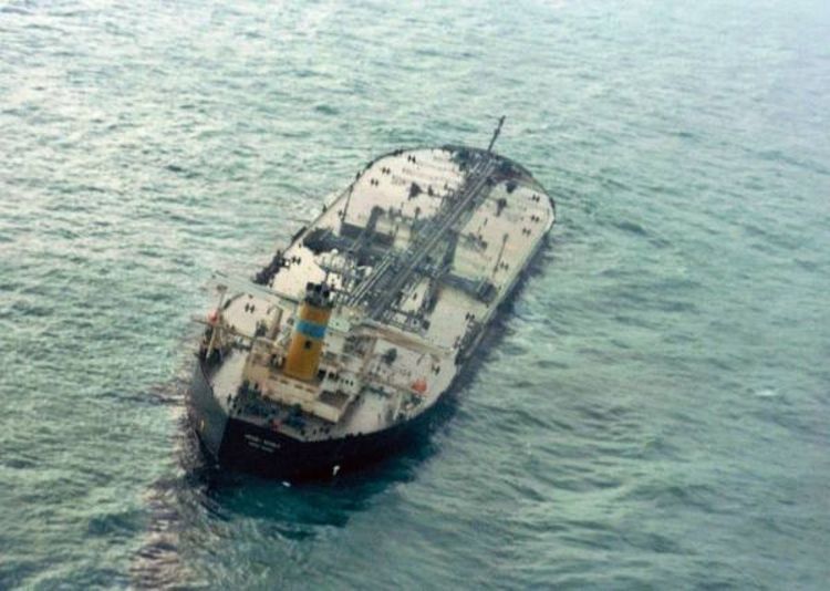 Iz tankera se izlilo 66.000 barela nafte