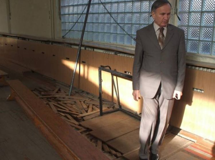 Zbog oronule fiskulturne sale obustavljeni časovi