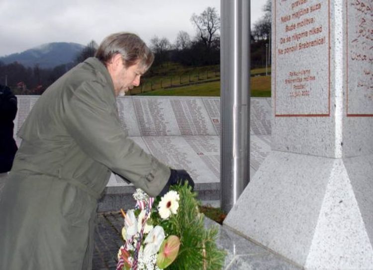 Američki ambasador otvorio školu u Srebrenici