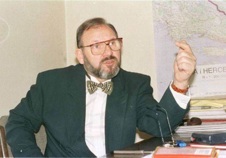 Transkripti sjednica predratnog i ratnog Predsjedništva BiH (86)