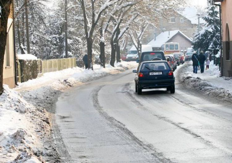 Uskoro rekonstrukcija Karađorđeve ulice u MZ Lauš