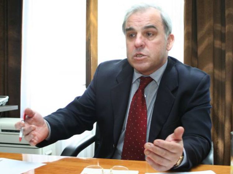 Hećo najavio pad Vlade