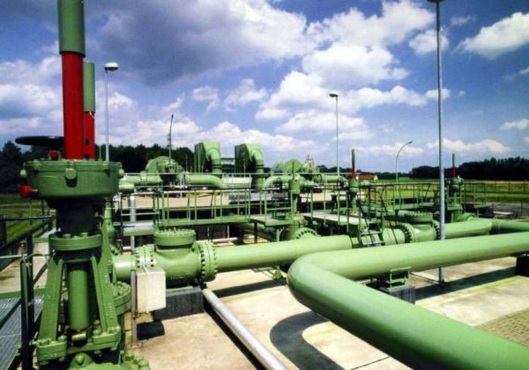 Srbija dobija gasovod, Rusi Naftnu industriju