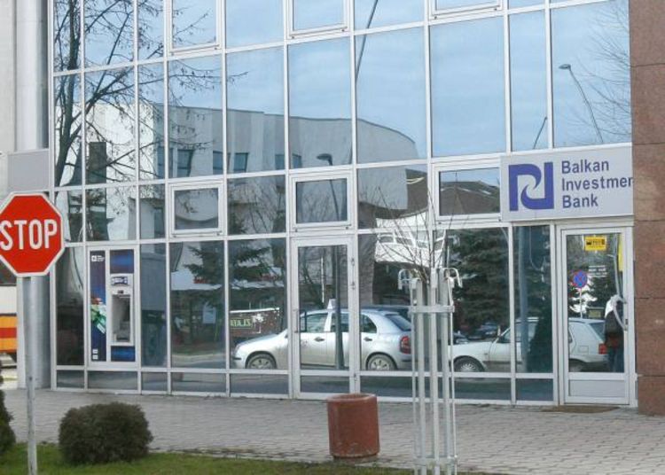 Razbili staklo, ali nisu ništa ukrali