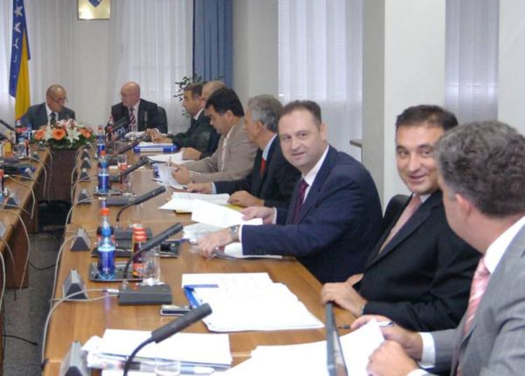 Čekaju 2,5 miliona Vlade FBiH