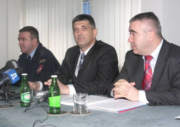 Zbog kriminala otkaz za osam policajaca