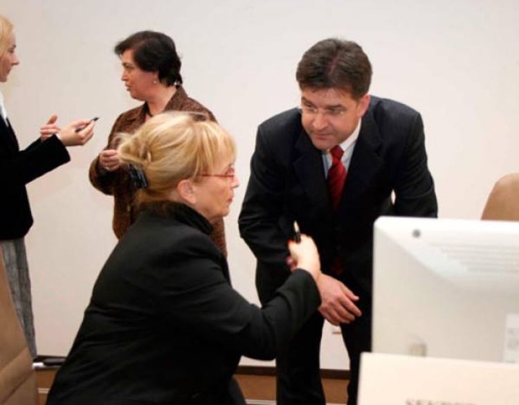 Lajčak najavio  neke  akcije