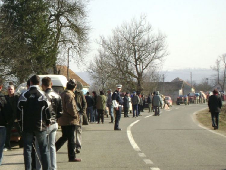 Ekipa filma Turneja putuje  u Beograd