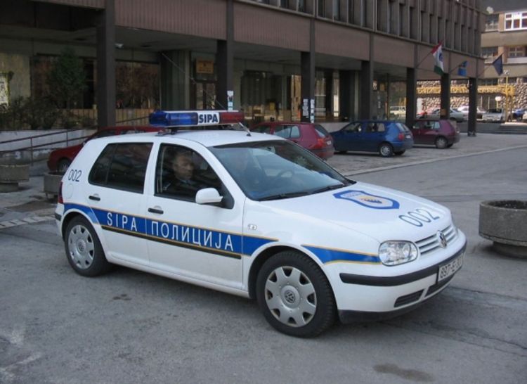 Zaposleni koriste 877 automobila