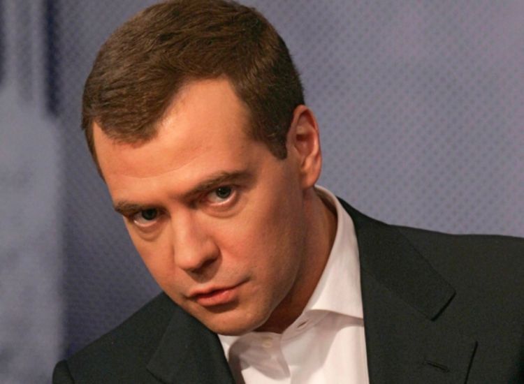 Medvedev čistio ulice za vrijeme studija