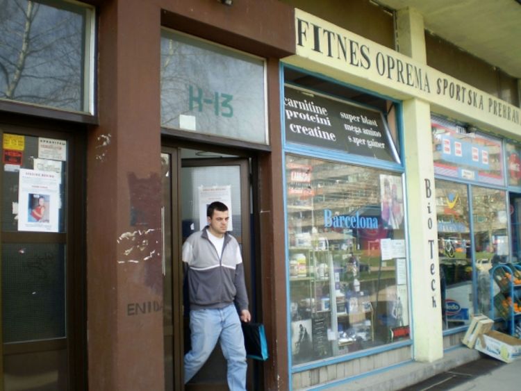 Na prostituciju vrbovala i ulične prodavačice