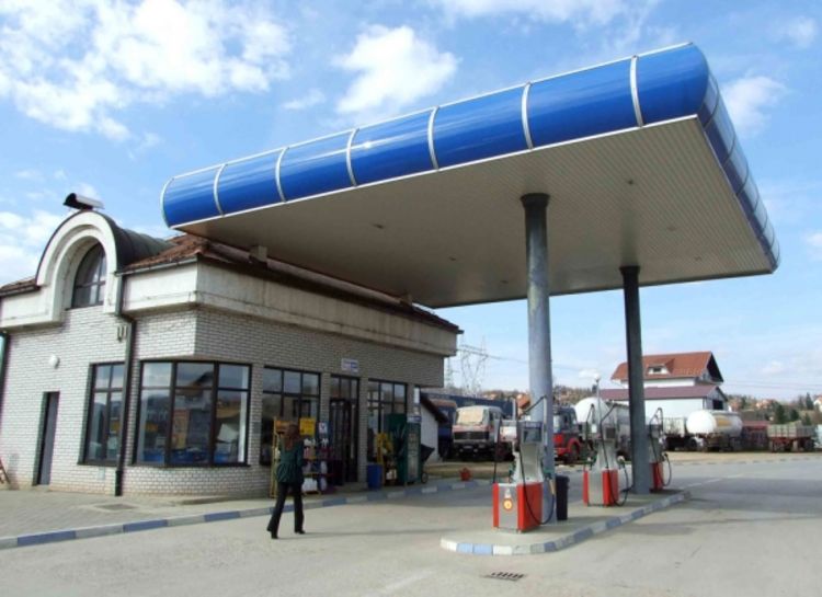 Razbojnik odnio 4.500 KM i pištolj