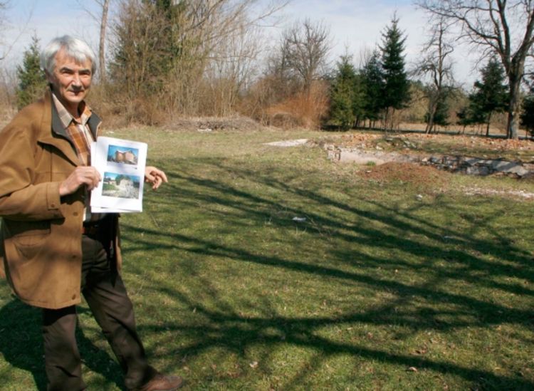 Vlast im ne dozvoljava da se vrate na svoje