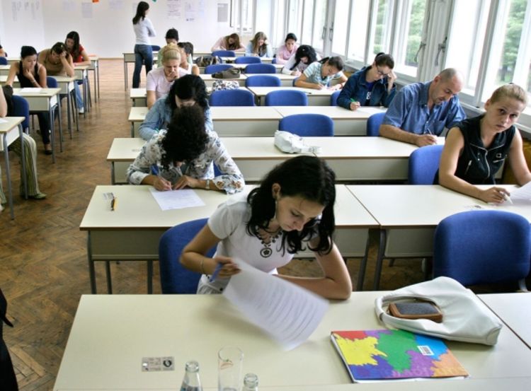 Nema poskupljenja školarina