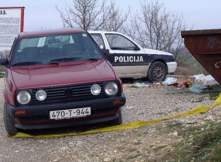 Ubio bivšu ženu, pa skočio sa litice
