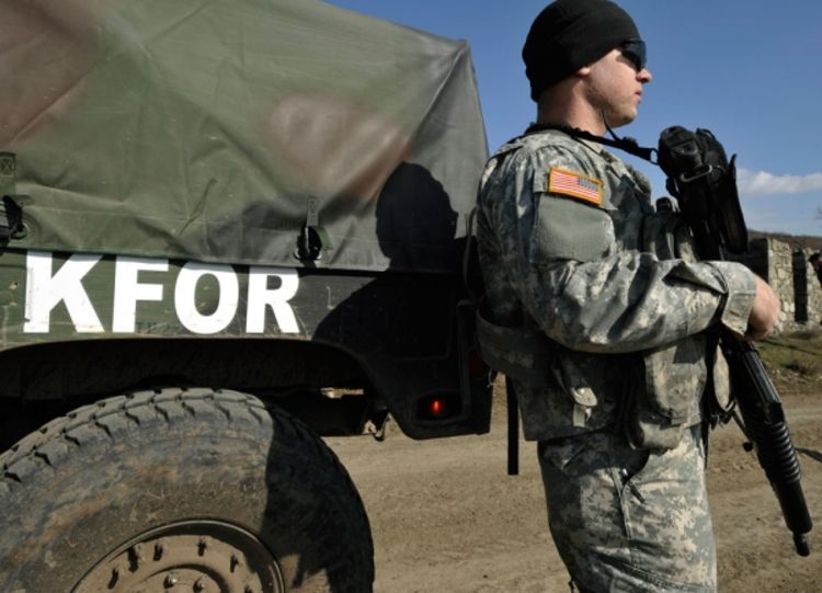 Amerika naoružava Kosovo