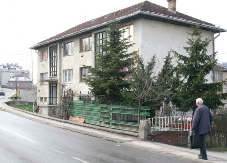 Uhapšeno pet osoba osumnjičenih za terorizam