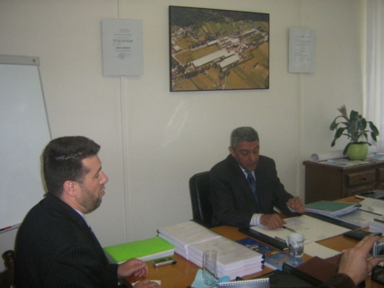 Proizvodnja čeka zbog administracije