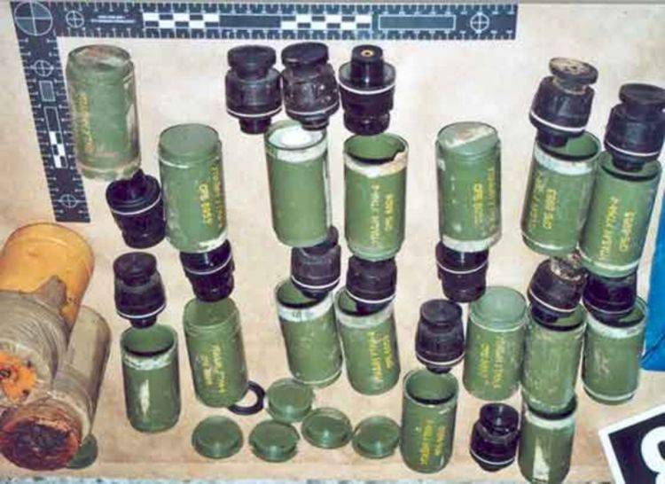 Rustempašić podmetao bombe, Handžić i Velić palili zastave