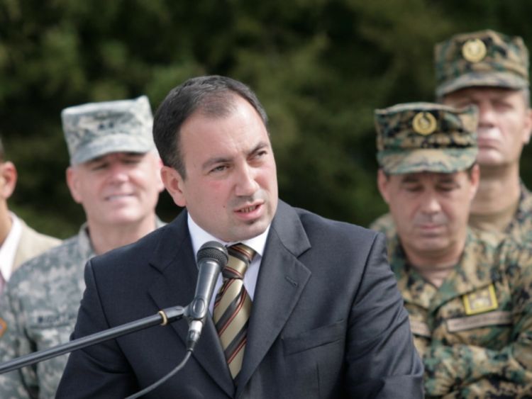 Preko viškova do NATO-a