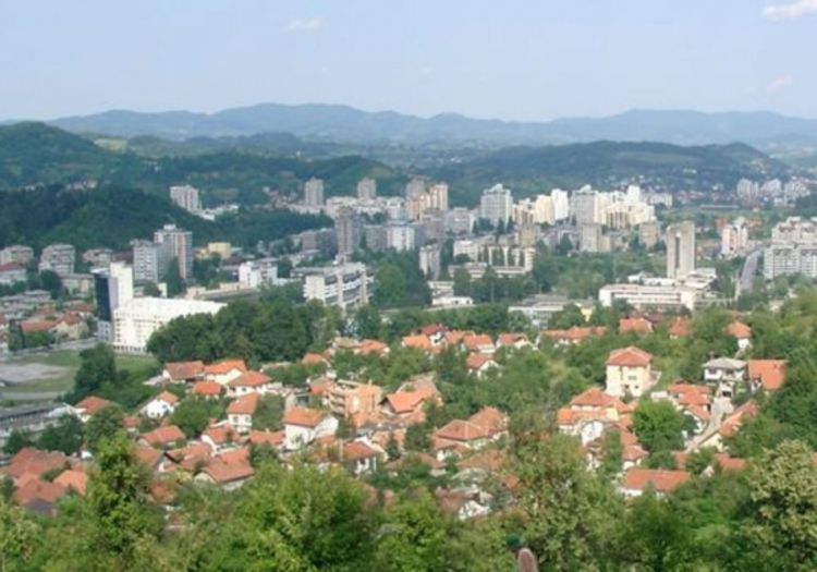 Inspektori ostaju u pritvoru