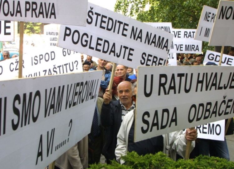 Reforma posvađala borce i vlast