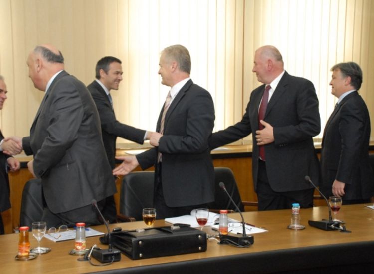 Približeni stavovi o cijeni struje
