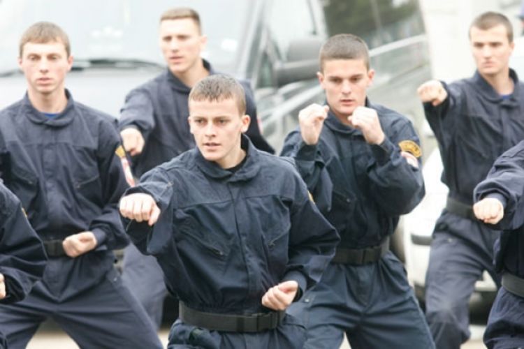 Lajčak: Moramo doći do zakona