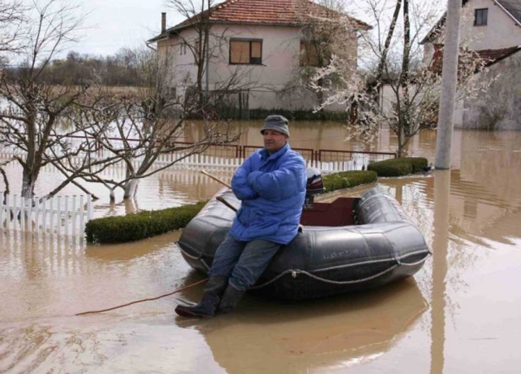 Voda odnijela150.000 KM