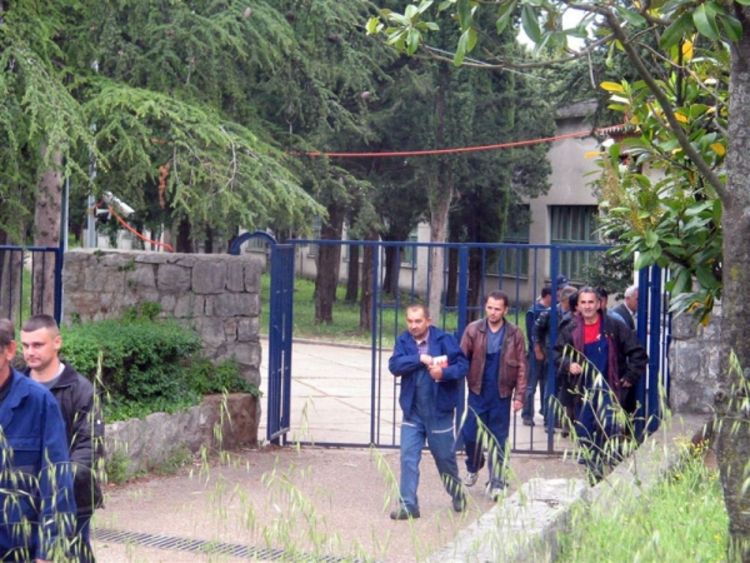 Radnici SL IAT-a: Ne tražimo nezarađeno