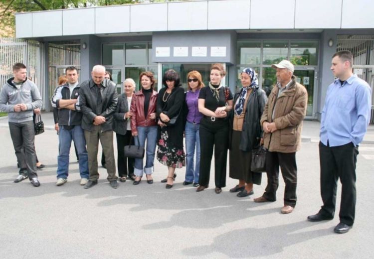 Pravdu čekaju 16 godina