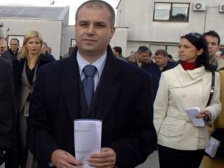 Rađenoviću mafijaška poruka da ćuti