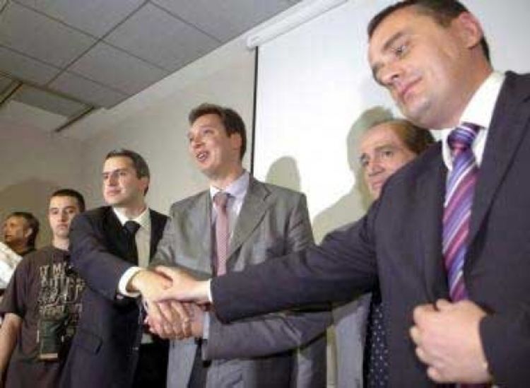 Radikali preuzimaju Beograd