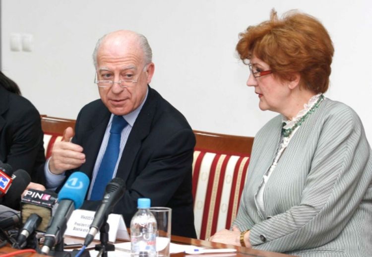 Strane sudije i dalje će pomagati