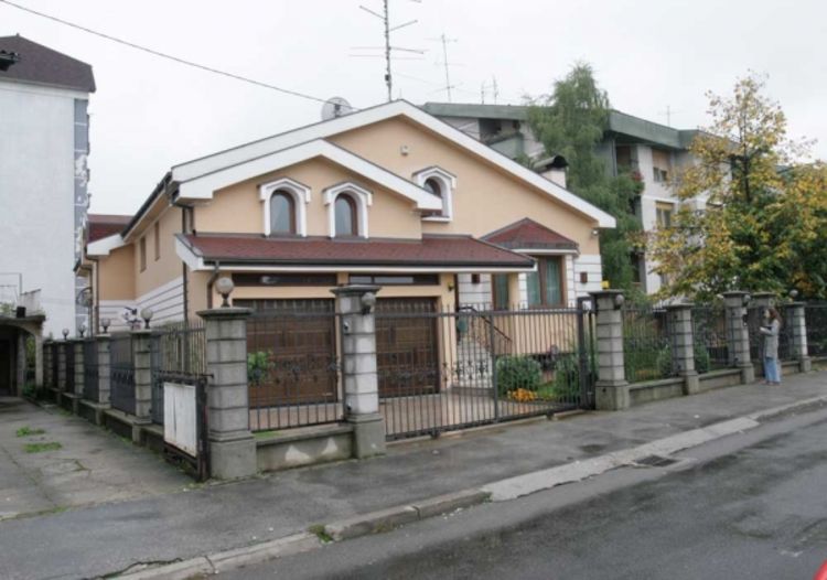 Odao ga poligraf