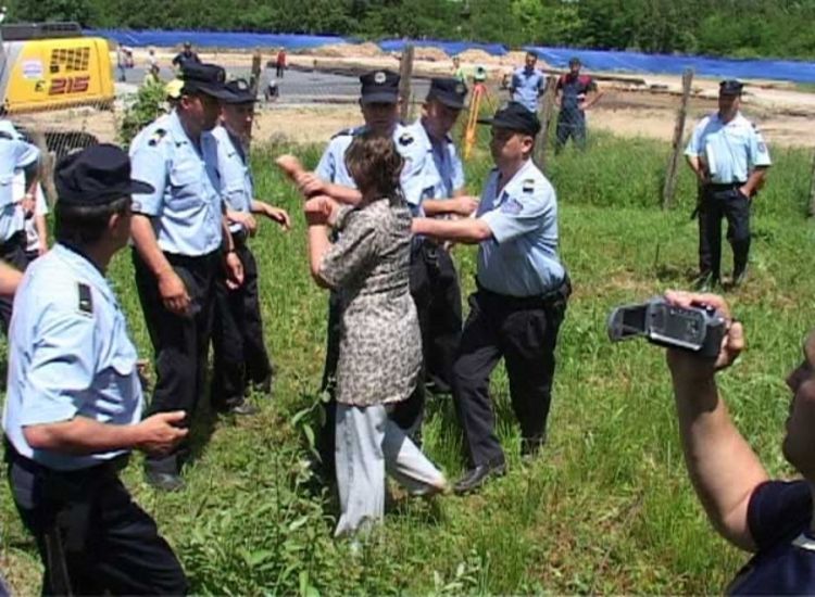 Zbog imovinskog spora završili u bolnici