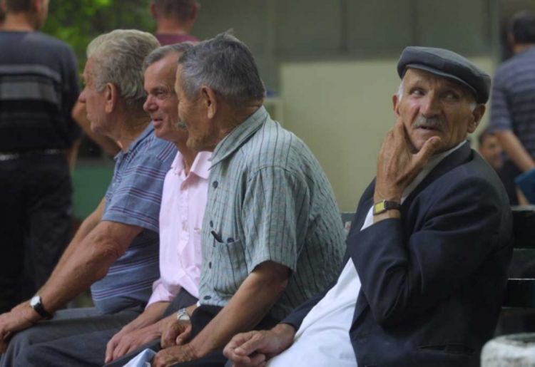 Penzionerima dva miliona