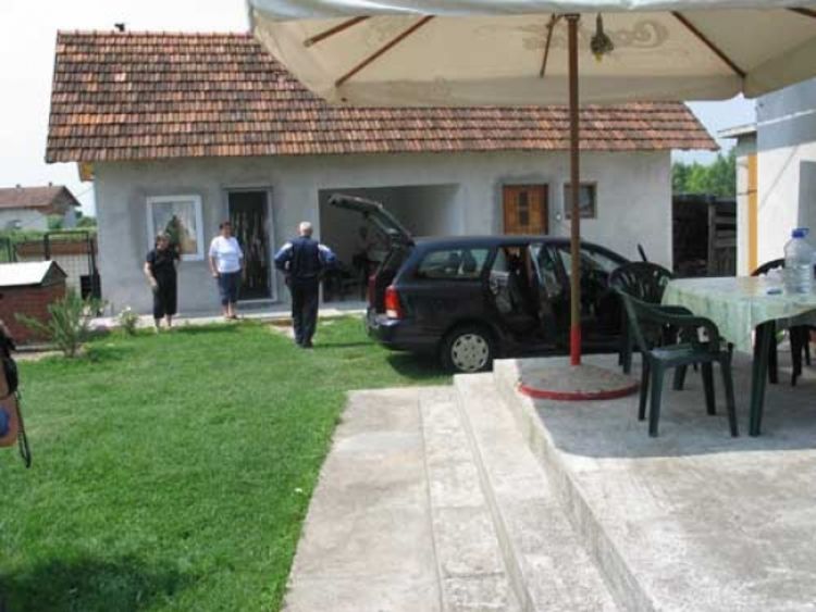 Lovačkom puškom ubio sedmogodišnjeg brata