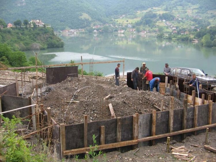 Počelo izmještanje crkve iz Diviča